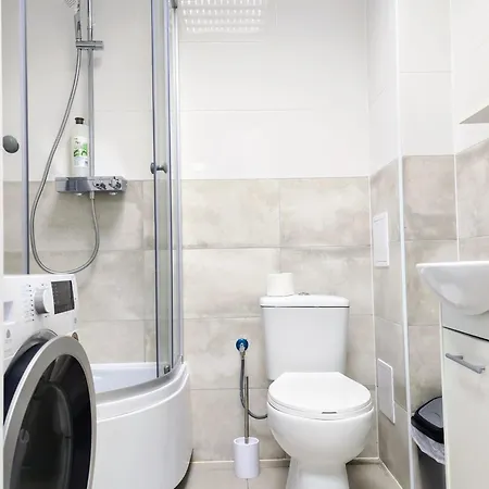 сapsule Kijowska Stadium Floor -1 No Window - Self Check In Varsovia