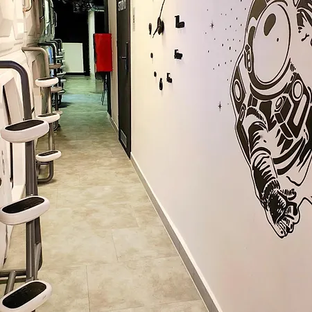 сapsule Kijowska Stadium Floor -1 No Window - Self Check In Hostal *