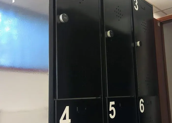 Hostel сapsule Kijowska Stadium Floor -1 No Window - Self Check In *